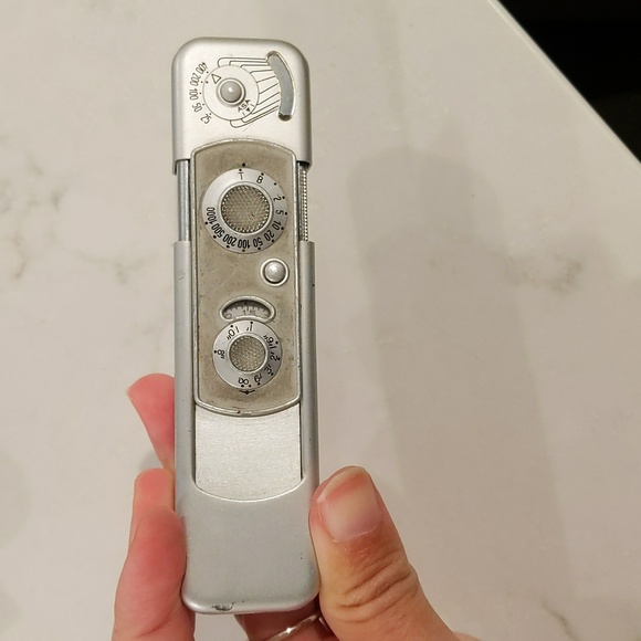 Vintage Spy Camera Minox B - Picture 11 of 12